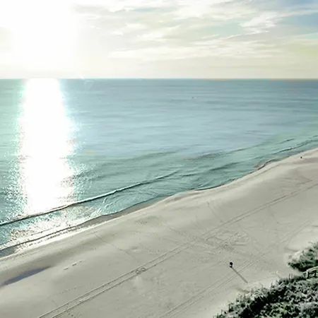 Emerald Beach 1225 627841 By Redawning